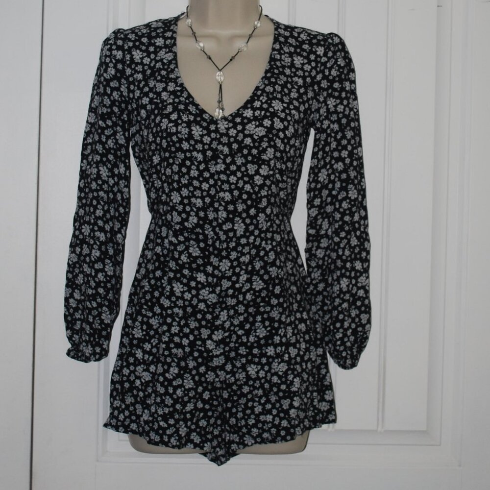 🌟 LA Hearts Long Sleeve Bodice Mini Romper 🌟 Size Small